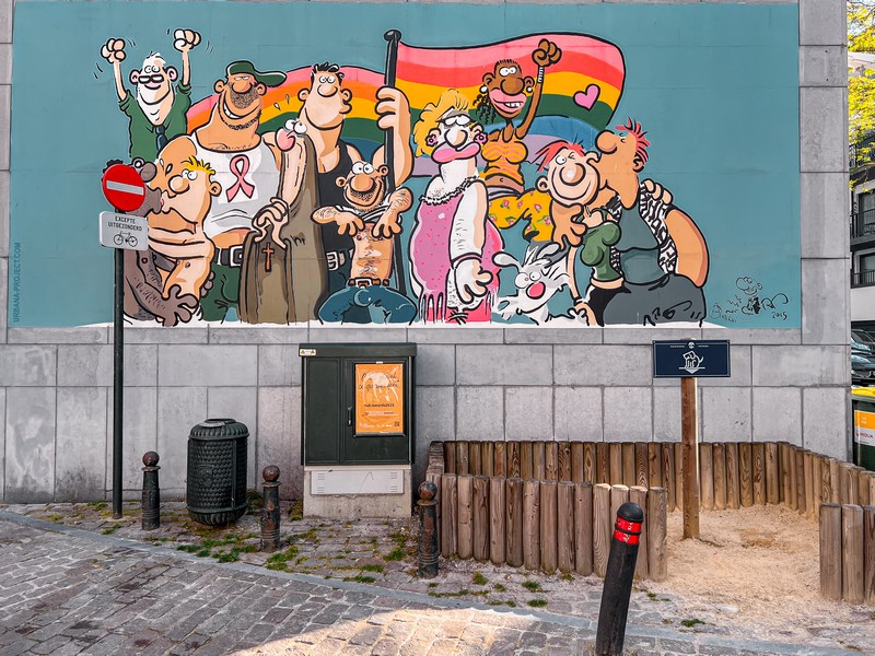 Comic Strip Route / The Cartoon Walls of Brussels