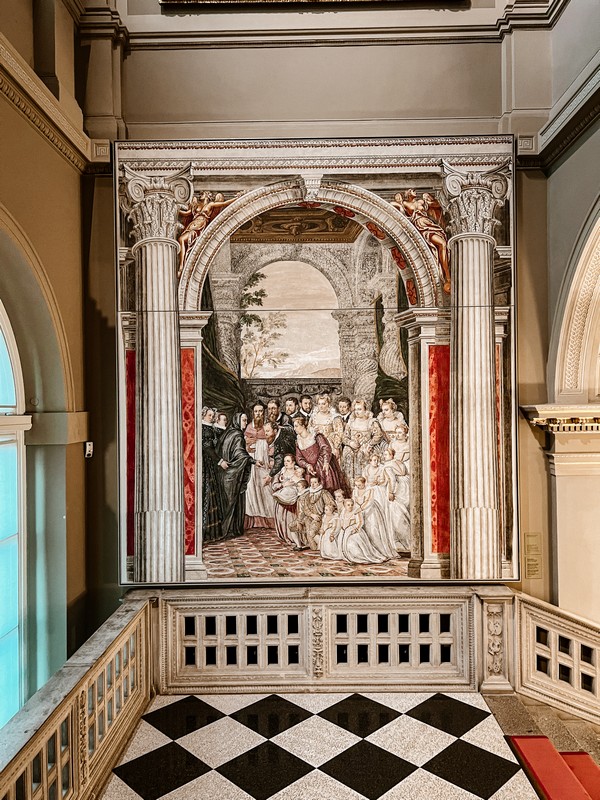 Zwinger Palace & Old Masters Picture Gallery, Dresden Old Town, Germany