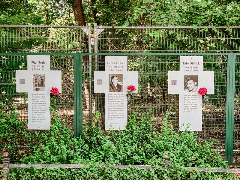 Weiße Kreuze, Berlin, Germany
